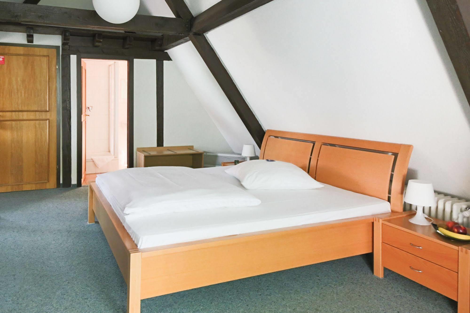 Doernersches Haus 3*